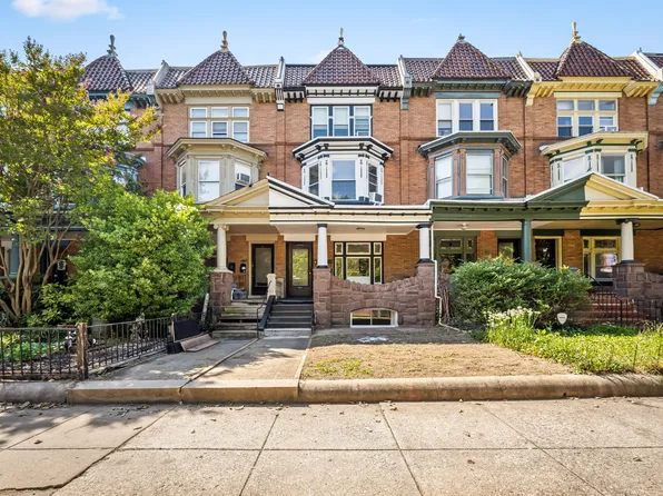 2720 N Calvert St, Baltimore, MD