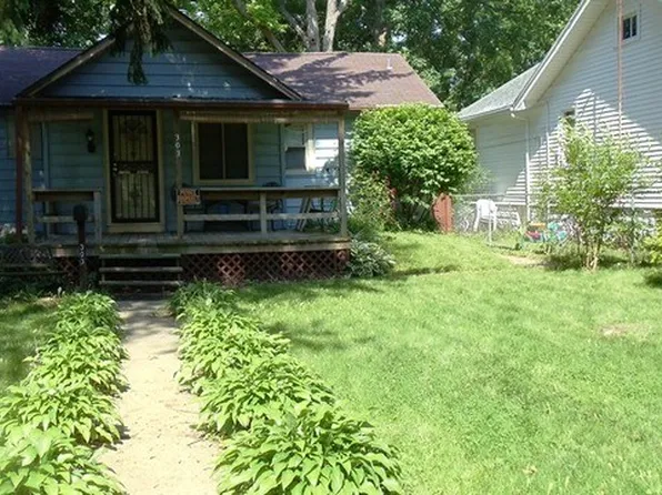 303 White Ave, Joliet, IL 60433