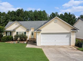 1652 Thorn Ridge Trl, Hampton, GA 30228