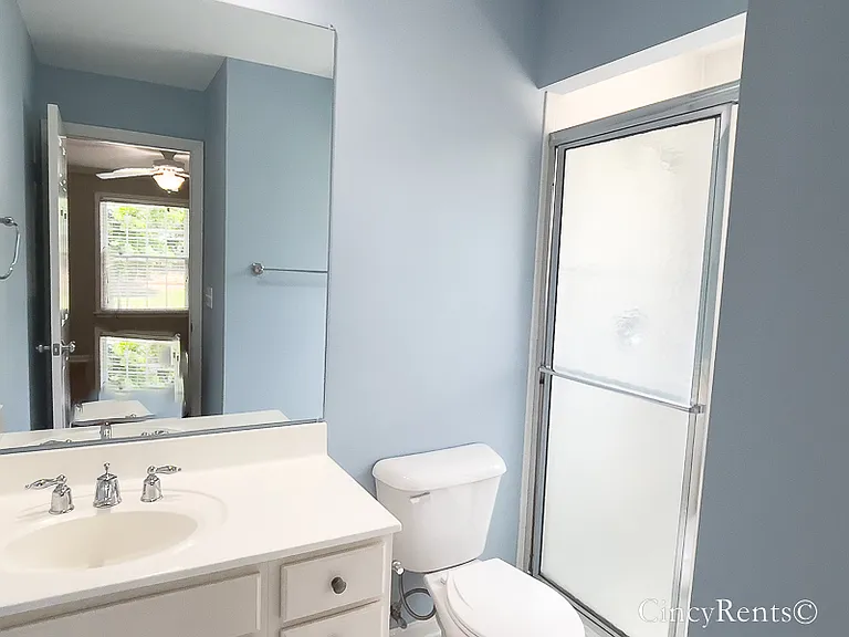 3695 Erie Ave #D — Photo 15
