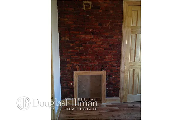 Rented by Douglas Elliman | media 28