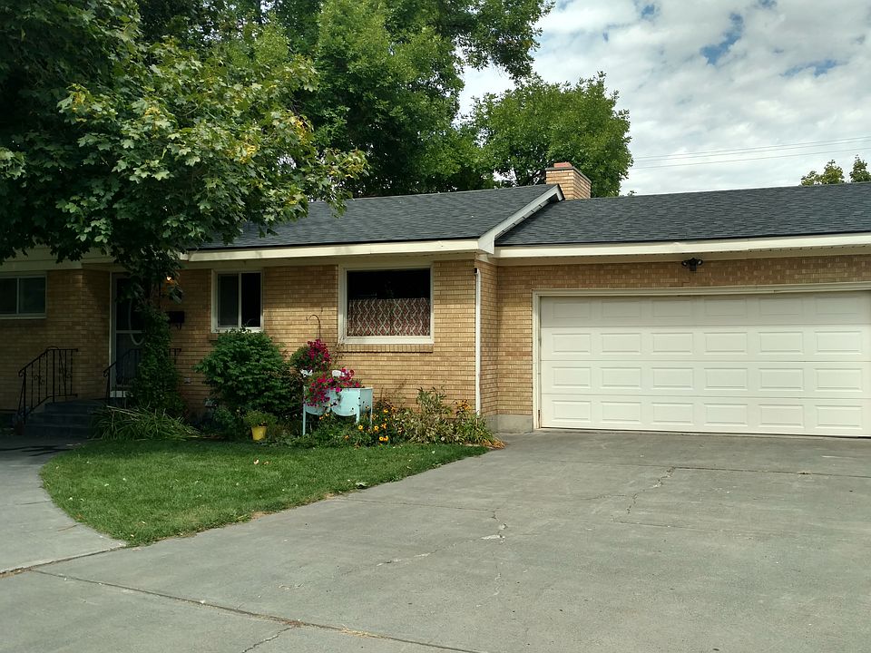 1st image of 961 Safstrom Dr