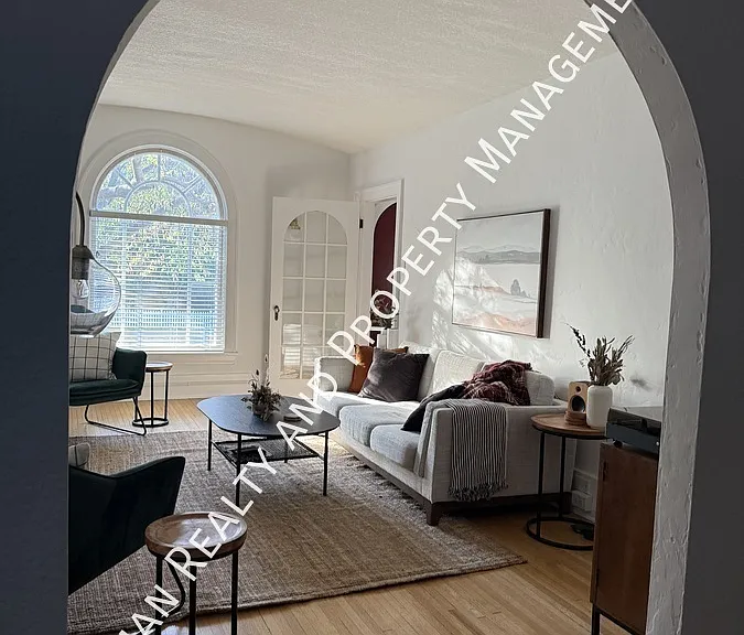 3337 Angus St — Photo 4