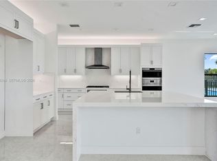 9931 Rising Wing St, Palm Beach Gardens, FL 33412