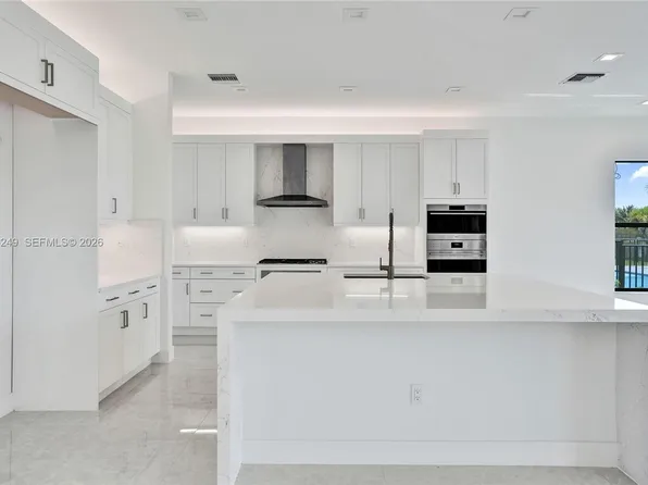 9931 Rising Wing St, Palm Beach Gardens, FL 33412