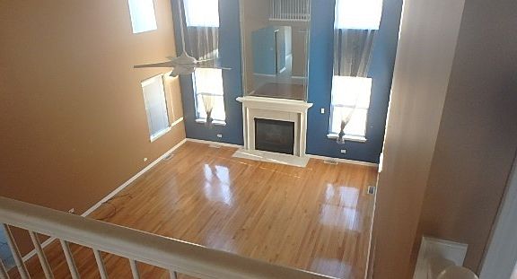 5th image of 16835 Manor Dr
