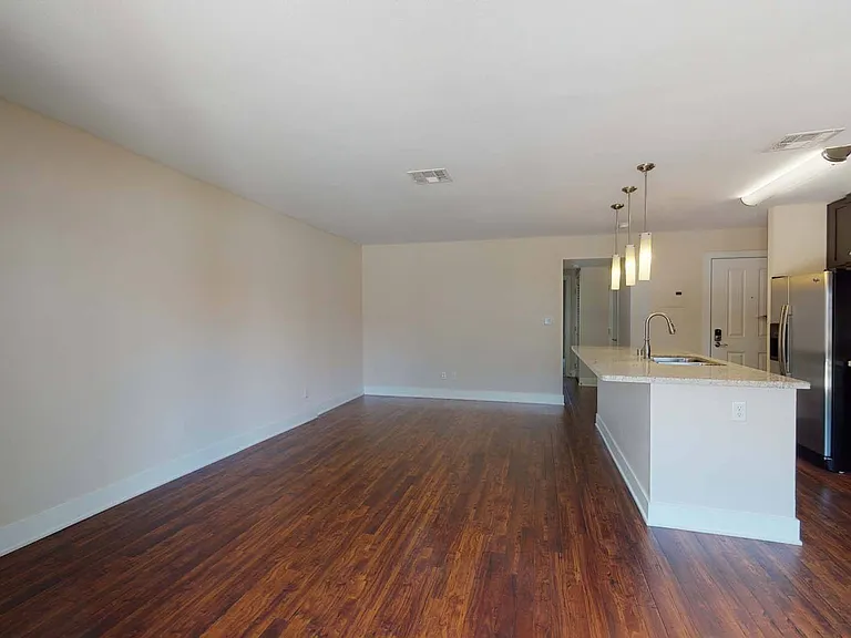 27 Seventy Five Mesa Verde — Photo 129