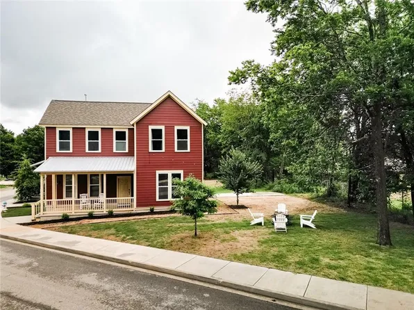 315 E 11th St, Fayetteville, AR 72701