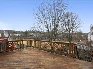 9330 Taverney Ter, Gaithersburg, MD 20879
