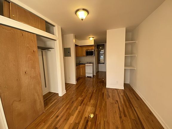 5th image of 35 Carmine St APT 9
