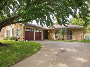 2321 Village Creek Dr, Irving, TX 75060