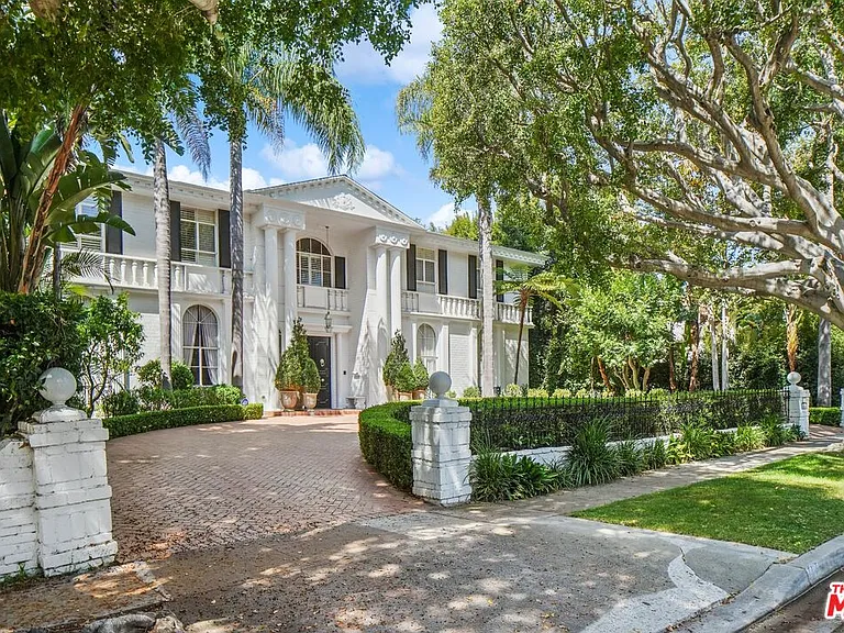 717 N Rodeo Dr — Photo 38