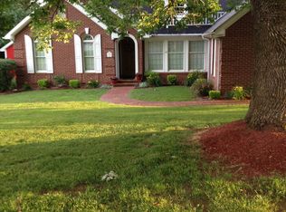 165 Fairview Ave, Monticello, KY 42633
