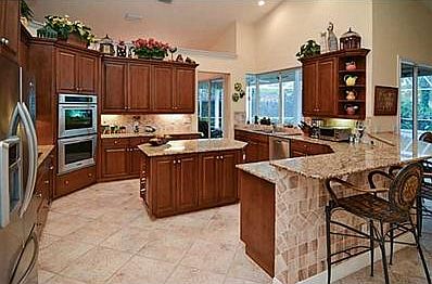 4th image of 2800 NW Saint Lucie Ln