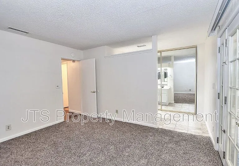 6830 Mellodora Dr — Photo 43