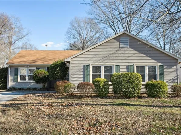 706 Mandy Trl, Newport News, VA 23601