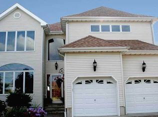 33 Osprey Dr, Toms River, NJ 08753