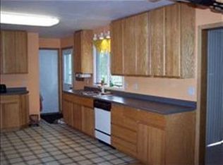 1543 Williams Dr, Stoughton, WI 53589