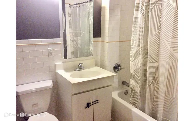 Rented by Douglas Elliman | media 4