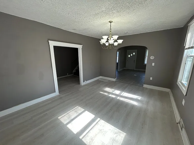 6818 Morgan Ave — Photo 18