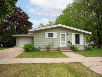 1402 Knapp Street, Menomonie, WI, 54751