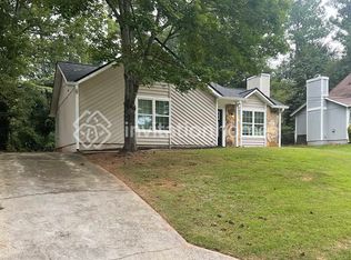 6202 Creekford Dr, Lithonia, GA 30058