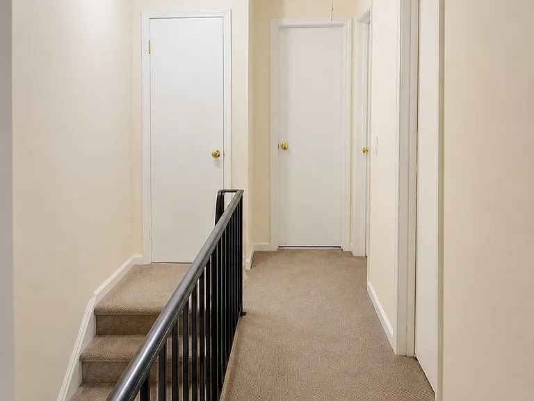 42 Adams Ave #B — Photo 8