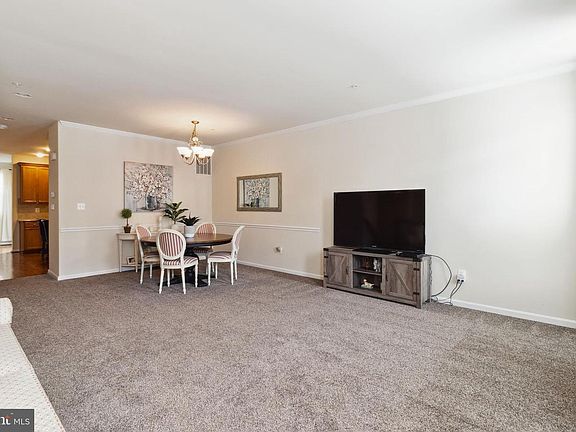 5th image of 7350 Mockingbird Cir