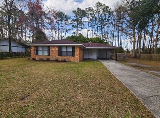 606 Heritage Dr, Hinesville, GA 31313