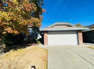 9052 E Valley Dr, Elk Grove, CA 95624