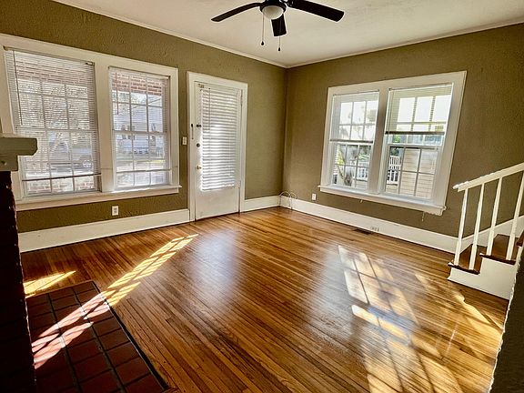 Entrance to the living room area