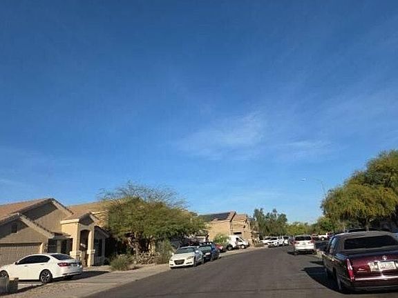 5th image of 12387 W Campbell Ave
