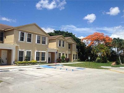 1st image of 9191 Fontainebleau Blvd #316