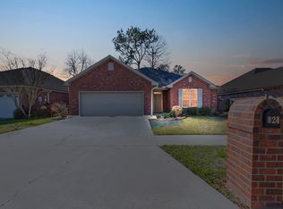 124 Erika Dr, Lafayette, LA 70506
