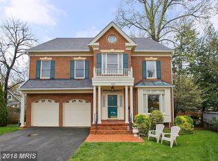 5311 10th St N, Arlington, VA 22205