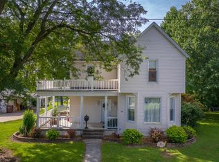 810 Broadway Ext, Elsberry, MO 63343