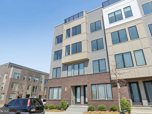 3100 Schirra Dr #117, Philadelphia, PA 19125