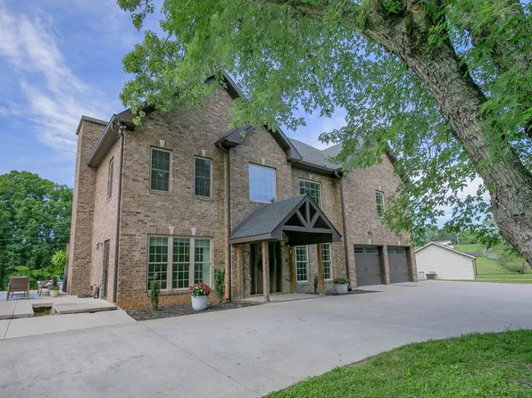 7144 Hall Rd, Greenbrier, TN 37073