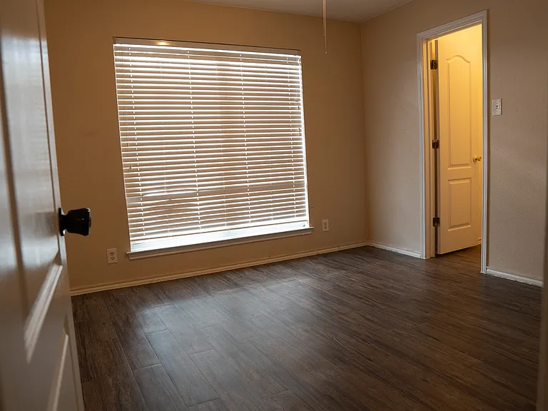 10610 Tiger Way — Photo 16