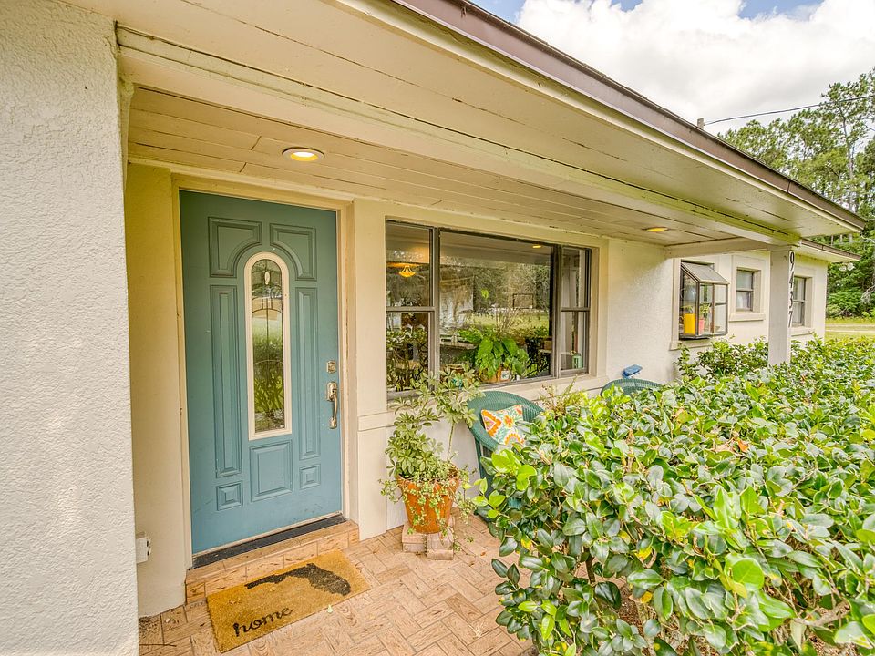 1st image of 9437 Bear Lake Cir