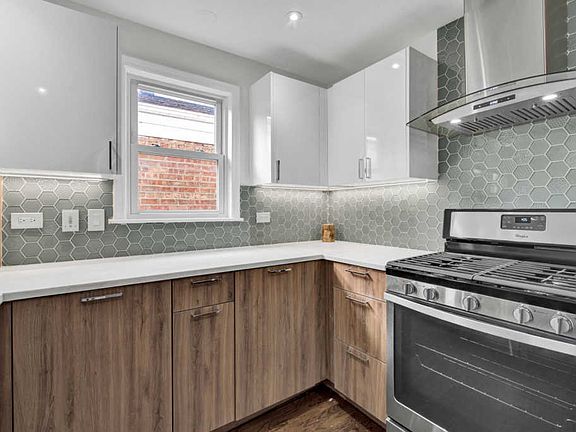 5th image of 11524 S Wentworth Ave