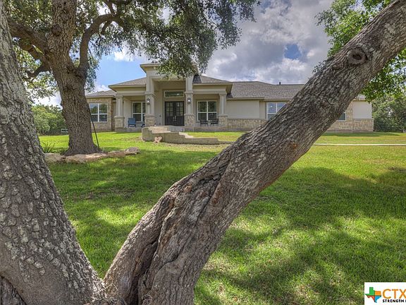 5th image of 1074 Kings Cove Dr