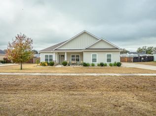 305 Tillis Ln, Crawfordville, FL 32327