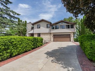 21960 W Bonnie Ln, Lannon, WI
