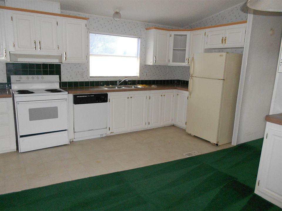 1st image of 7817 Oakridge Ave Unit 3