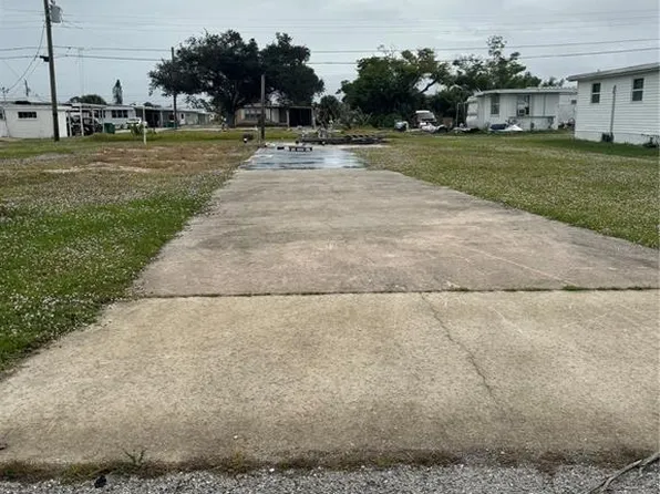 859 Calle Menuda #5, Englewood, FL 34224