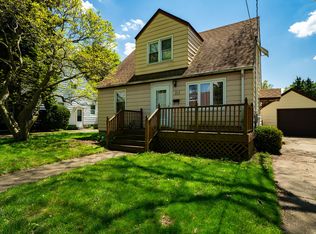 217 E 2nd St, Lockport, IL 60441