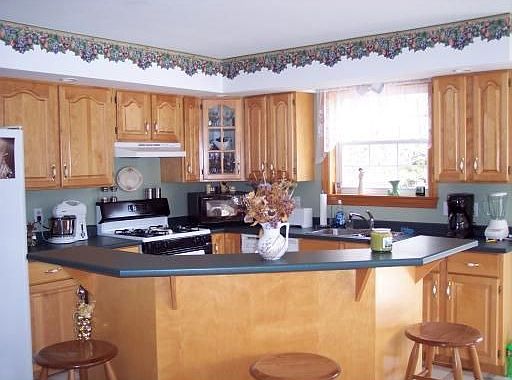 2nd image of 75 Sherwood Dr