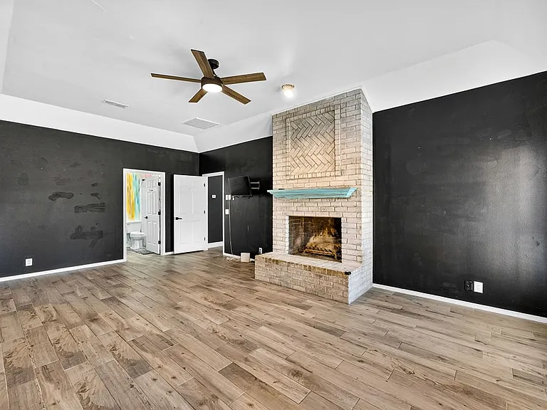 4910 Kingsboro Ct — Photo 42