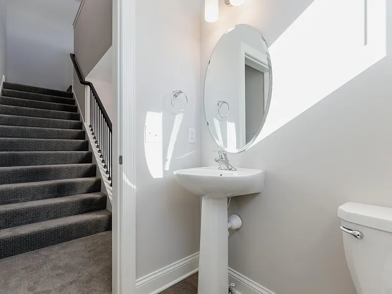 1703 Southpoint Ln — Photo 6